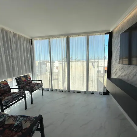 Mirakaj Luxury *