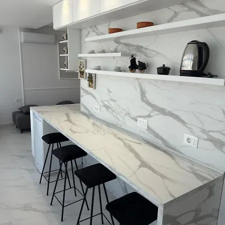 Mirakaj Luxury *
