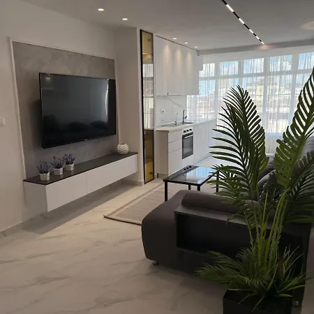 Mirakaj Luxury *